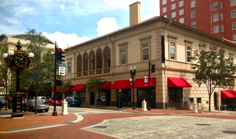 The Elks Building in Downtown sells for .5 million to California buyer